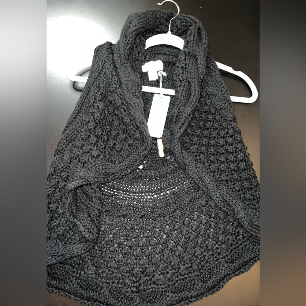 Mud pie Black Cableknit Shawl One Size NWT